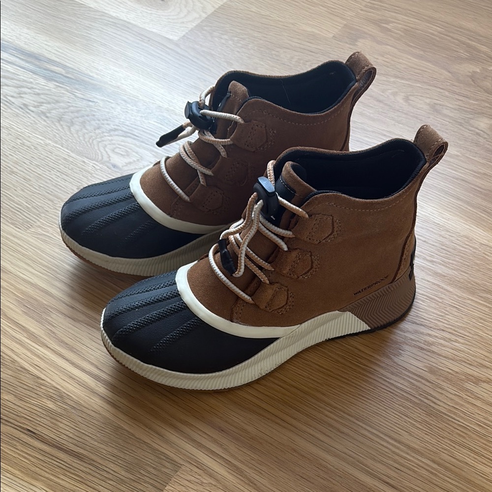 Kids Brown and Black Boots